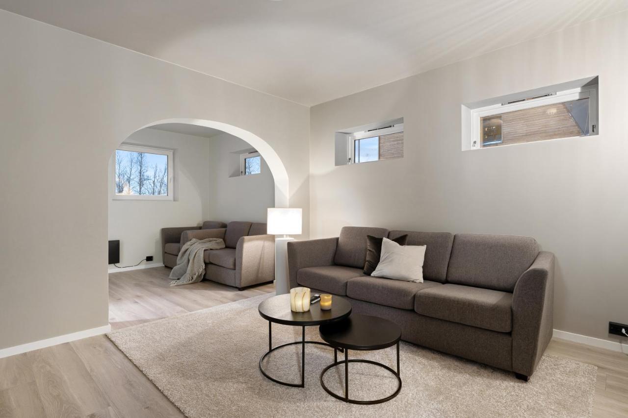 Enter Tromso - 3 Bedroom Home エクステリア 写真